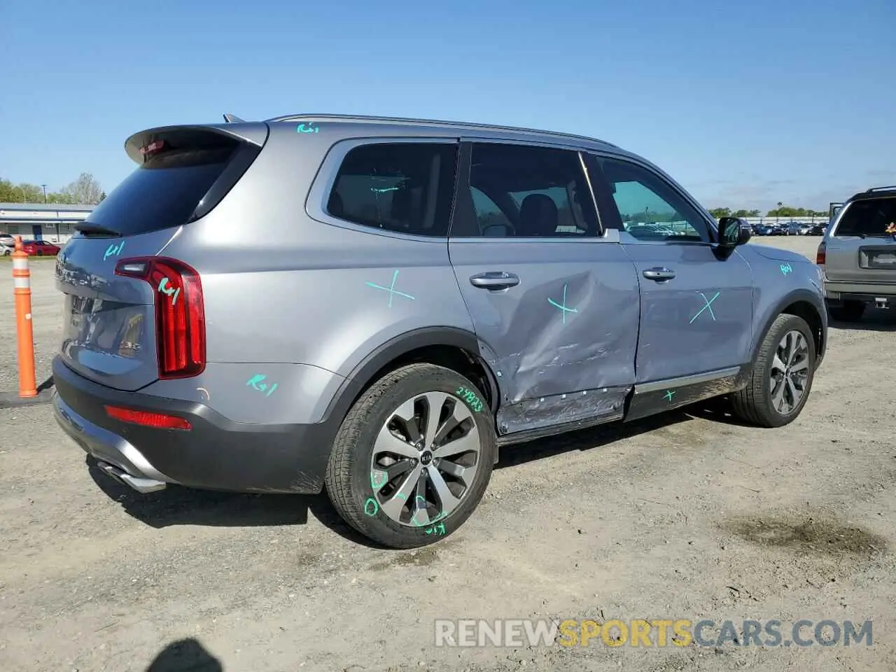 3 Photograph of a damaged car 5XYP6DHC5MG097036 KIA TELLURIDE 2021