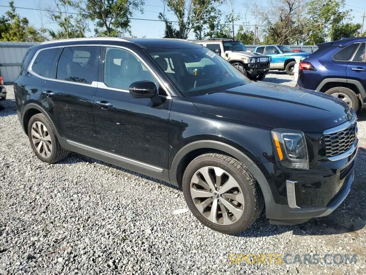 4 Photograph of a damaged car 5XYP6DHC5MG104874 KIA TELLURIDE 2021