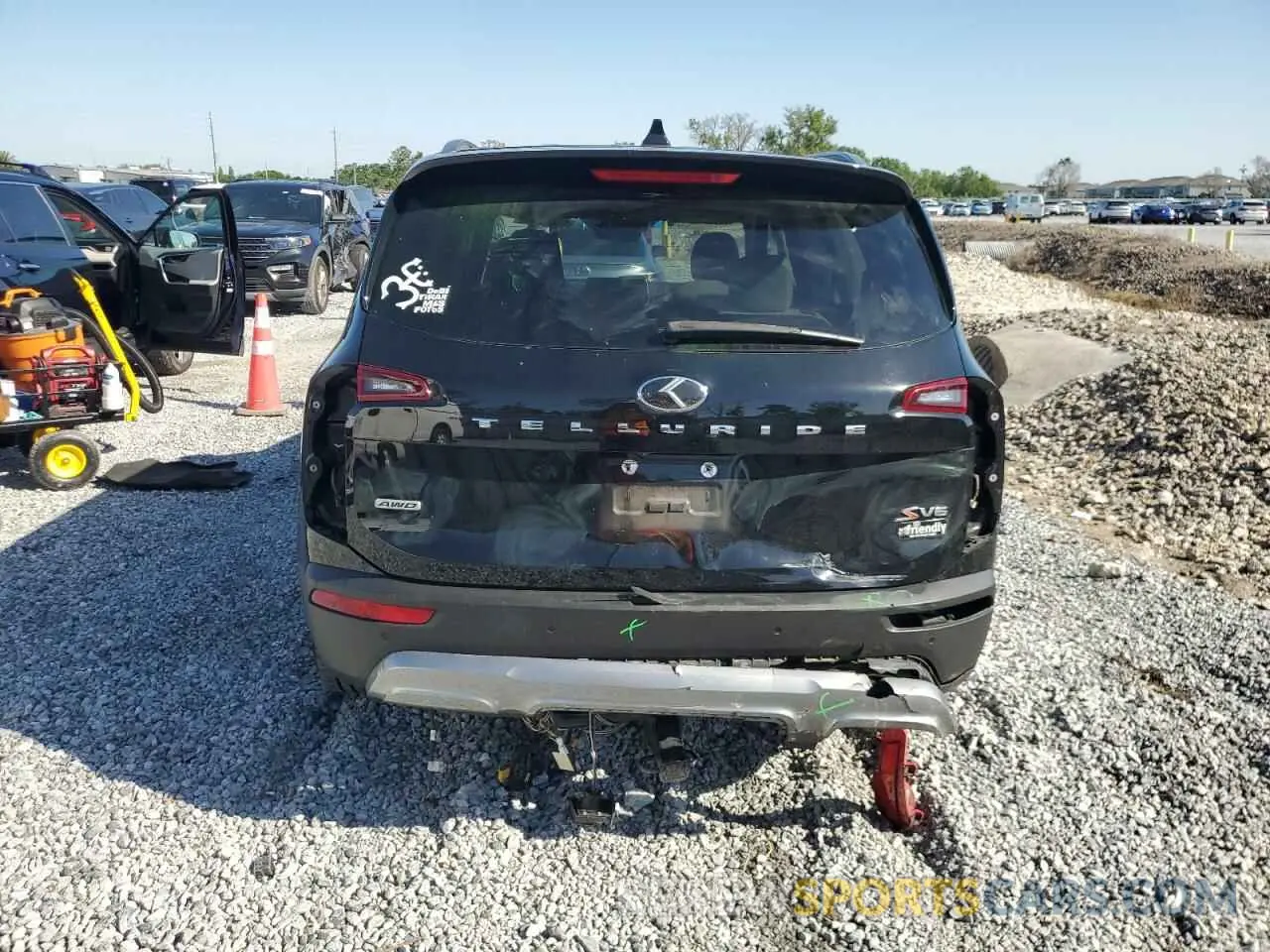 6 Photograph of a damaged car 5XYP6DHC5MG104874 KIA TELLURIDE 2021