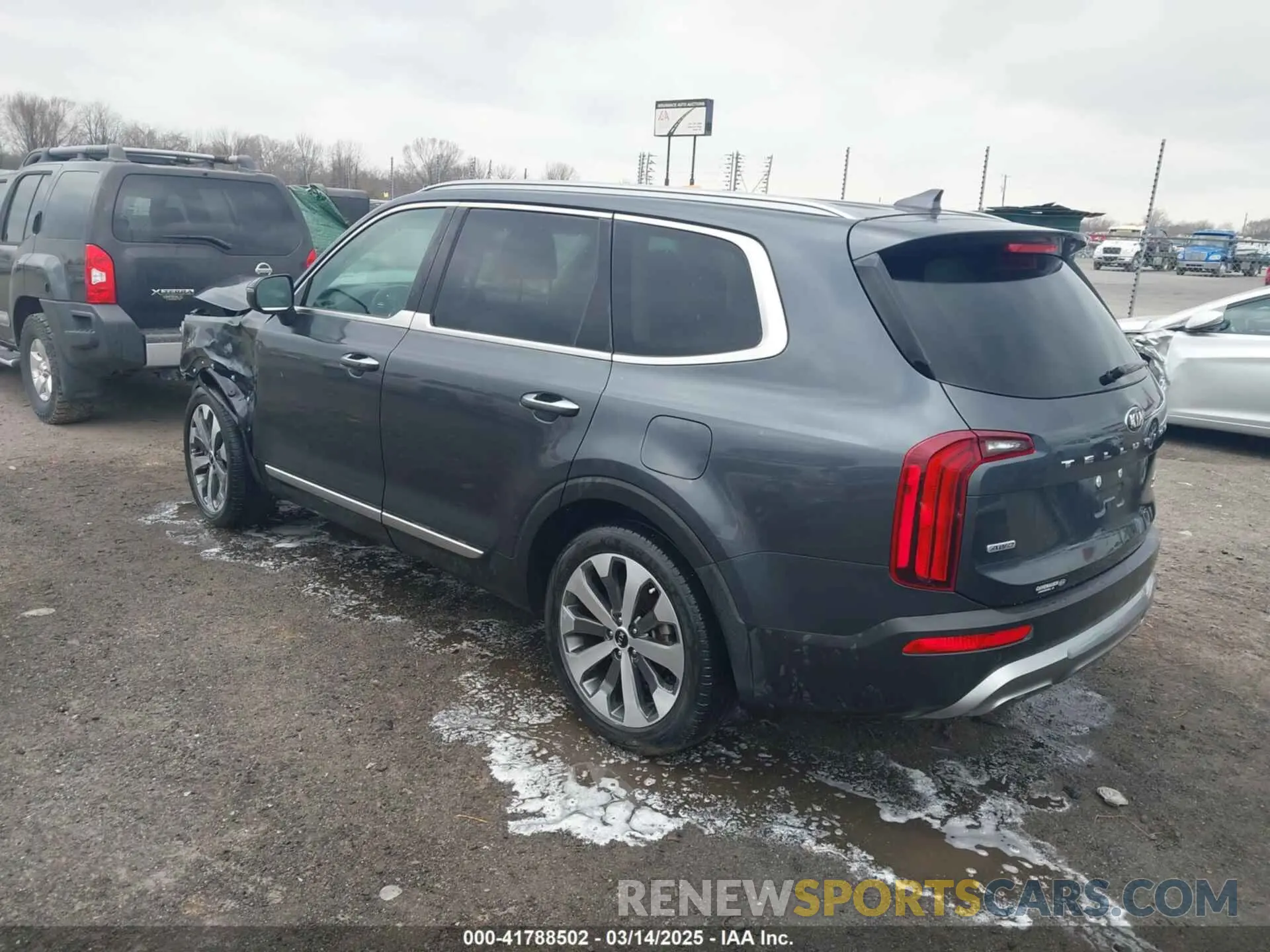 3 Photograph of a damaged car 5XYP6DHC8MG114167 KIA TELLURIDE 2021