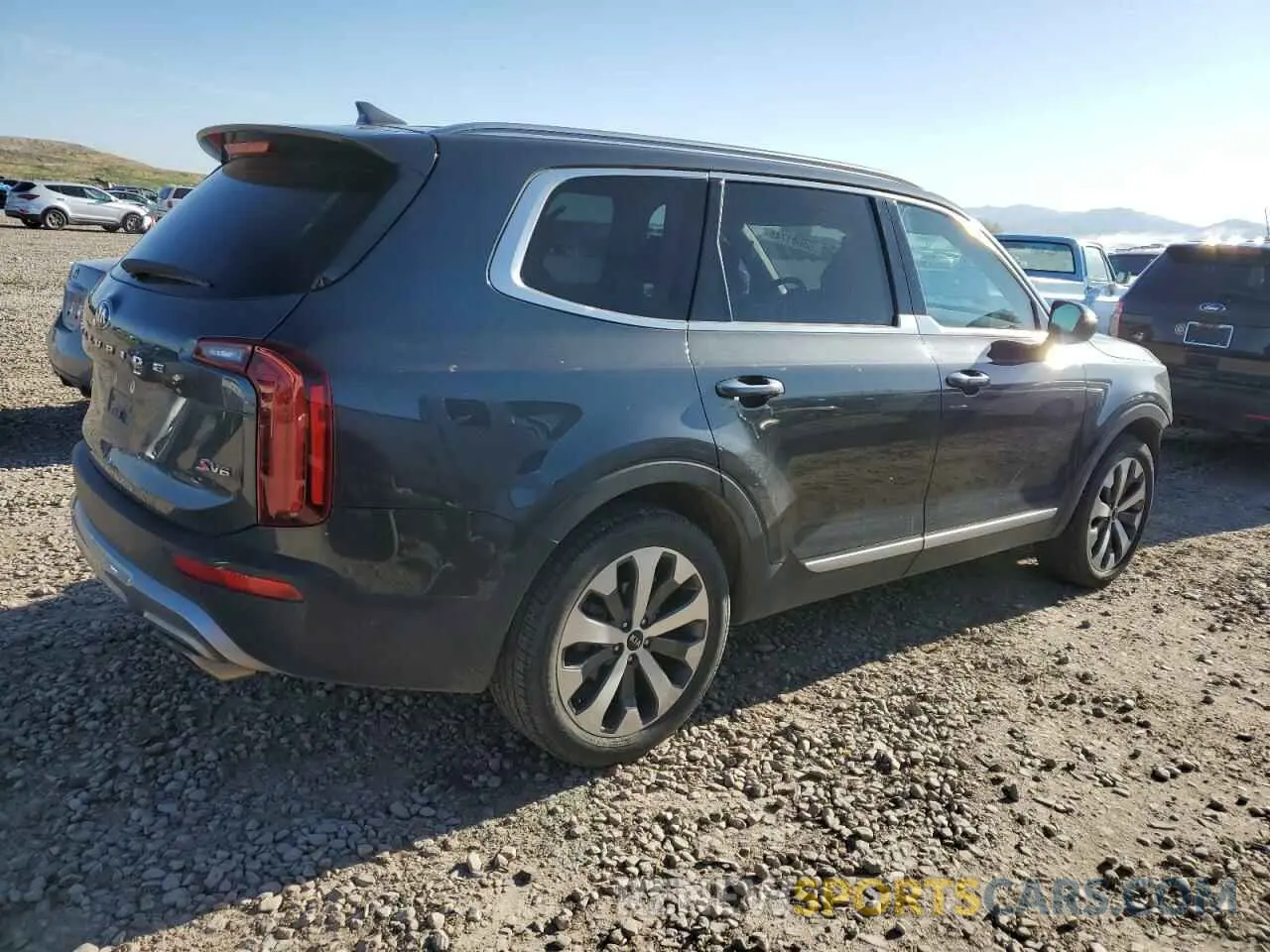 3 Photograph of a damaged car 5XYP6DHC9MG100939 KIA TELLURIDE 2021