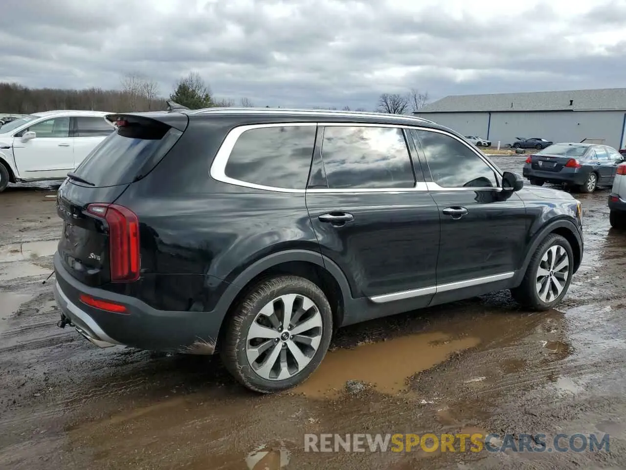 3 Photograph of a damaged car 5XYP6DHC9MG136727 KIA TELLURIDE 2021