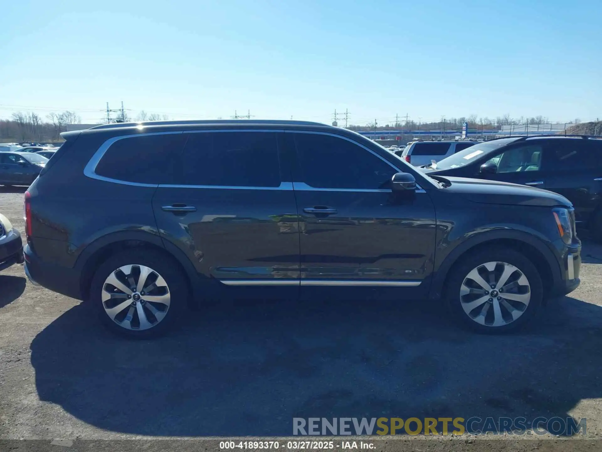 13 Photograph of a damaged car 5XYP6DHCXMG115191 KIA TELLURIDE 2021