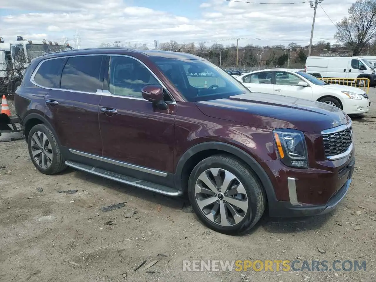 4 Photograph of a damaged car 5XYP6DHCXMG166481 KIA TELLURIDE 2021
