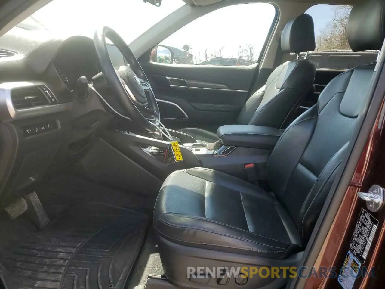 7 Photograph of a damaged car 5XYP6DHCXMG166481 KIA TELLURIDE 2021