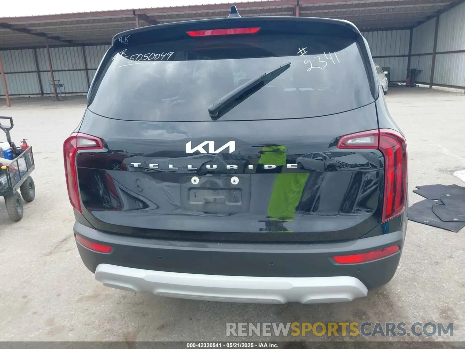 16 Photograph of a damaged car 5XYP24HC6NG242341 KIA TELLURIDE 2022