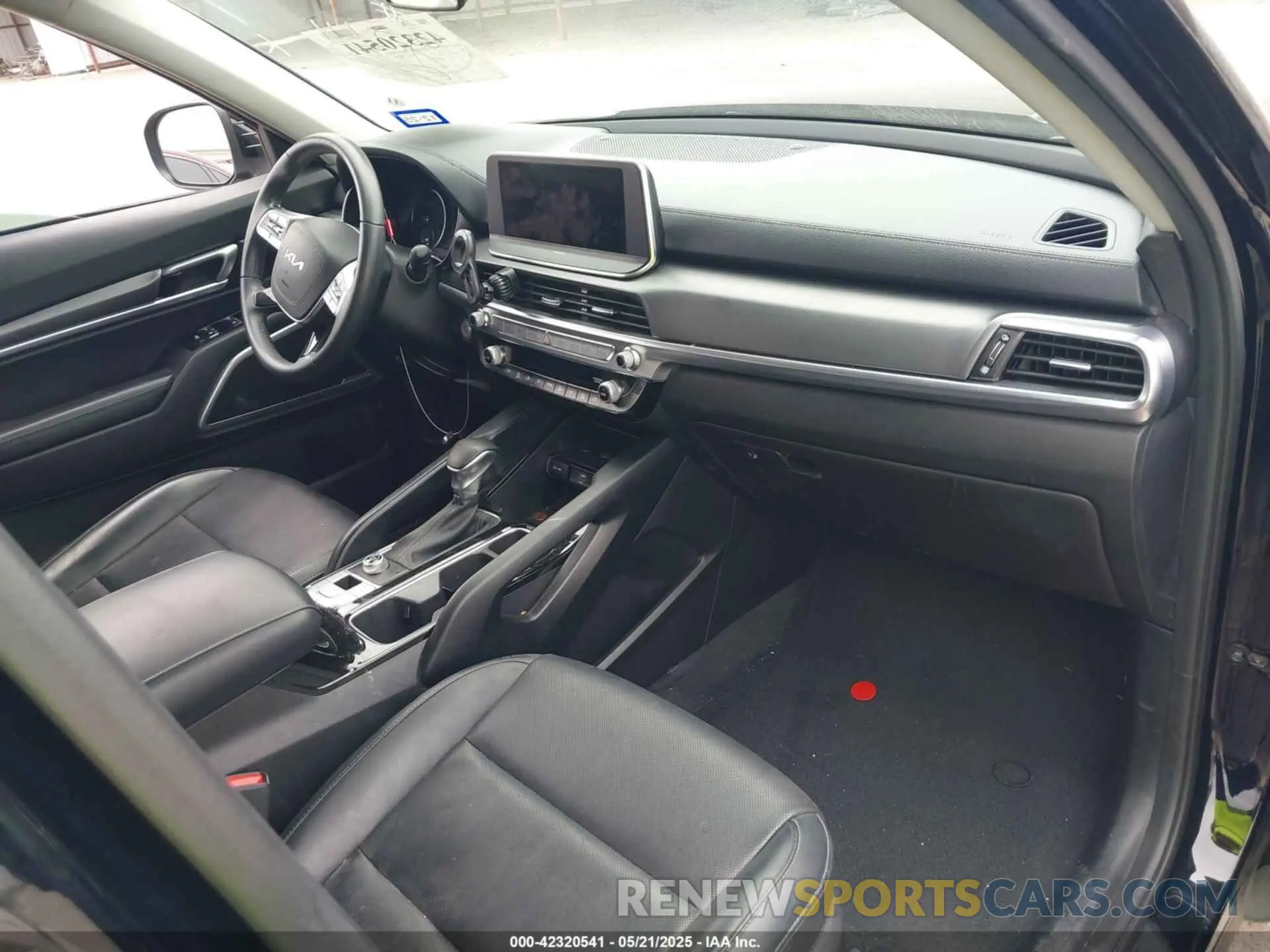 5 Photograph of a damaged car 5XYP24HC6NG242341 KIA TELLURIDE 2022