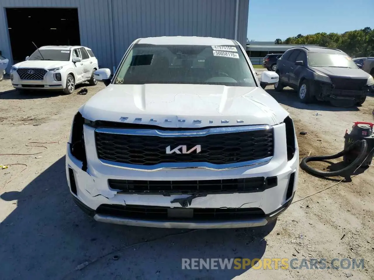 5 Photograph of a damaged car 5XYP2DHC1NG292886 KIA TELLURIDE 2022