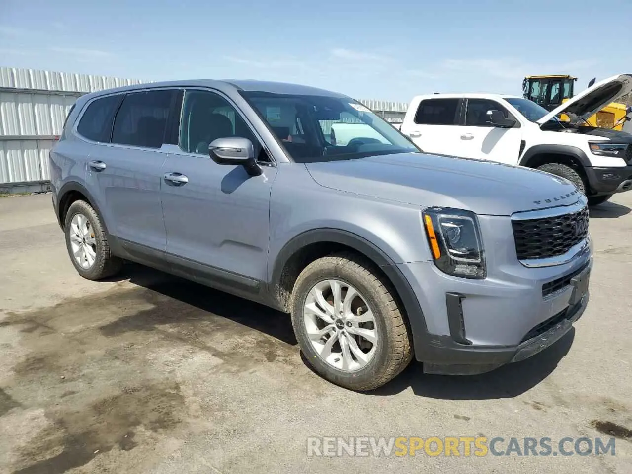 4 Photograph of a damaged car 5XYP2DHC4NG214747 KIA TELLURIDE 2022