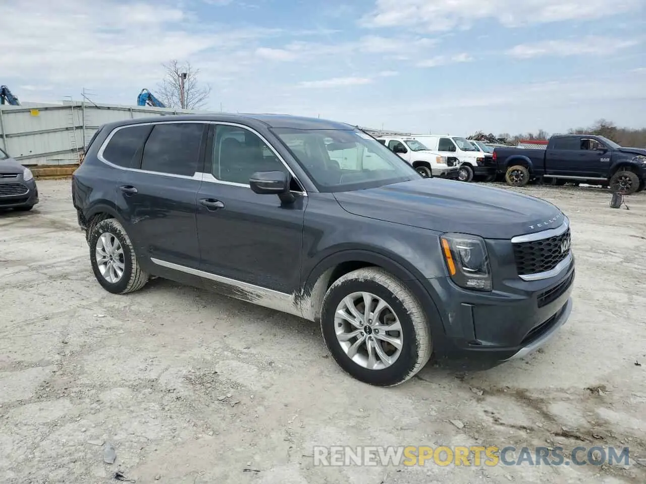 4 Photograph of a damaged car 5XYP2DHCXNG200934 KIA TELLURIDE 2022
