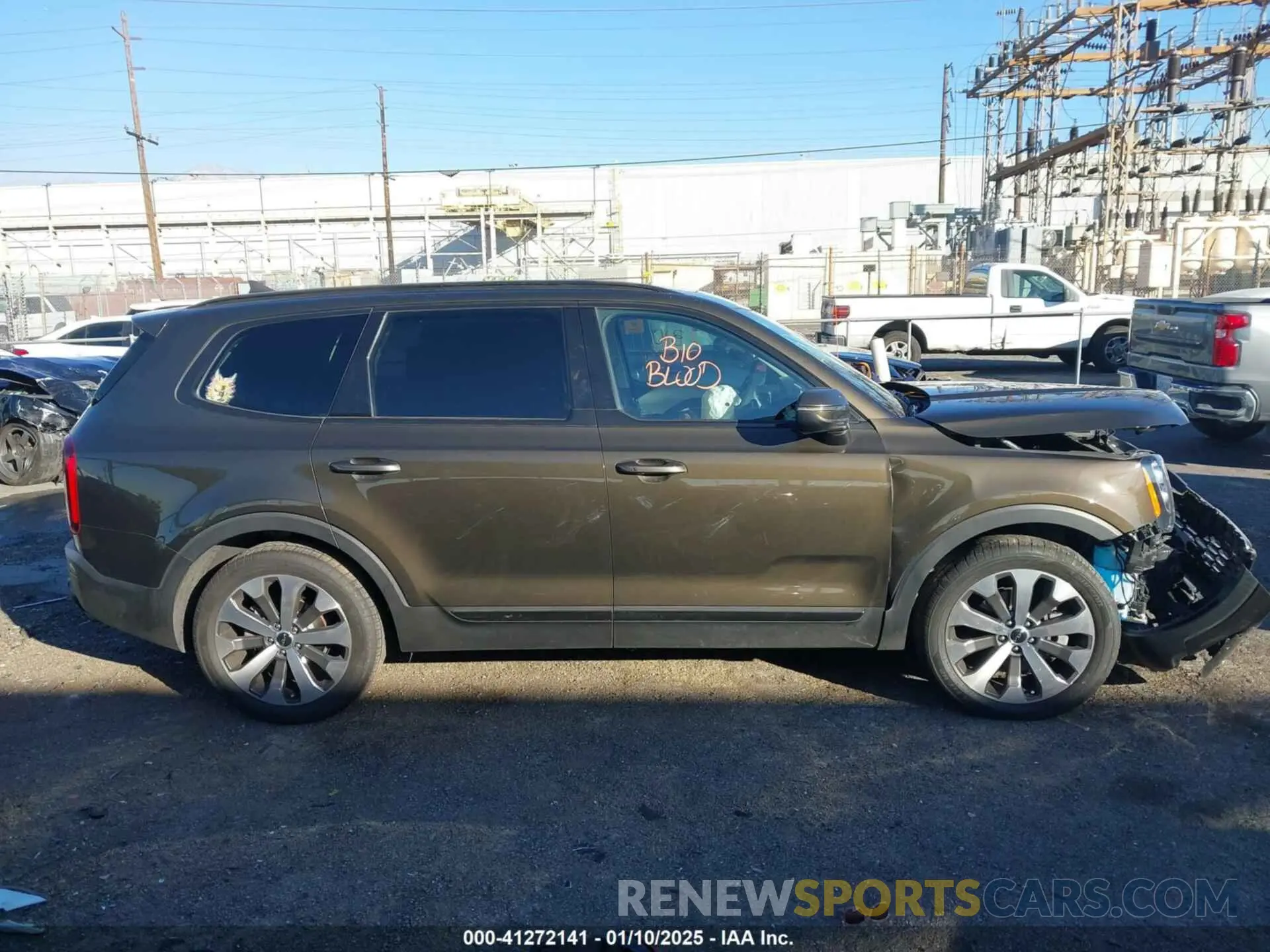 14 Photograph of a damaged car 5XYP34HC1NG238520 KIA TELLURIDE 2022