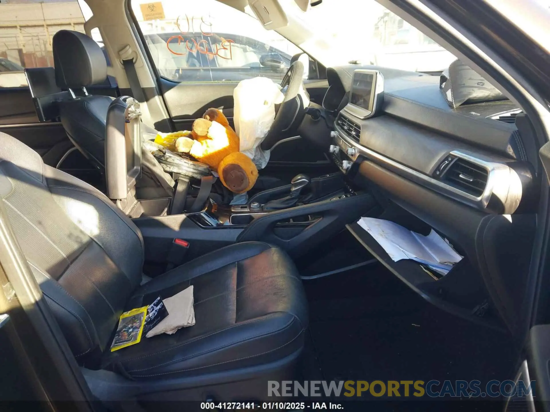 5 Photograph of a damaged car 5XYP34HC1NG238520 KIA TELLURIDE 2022