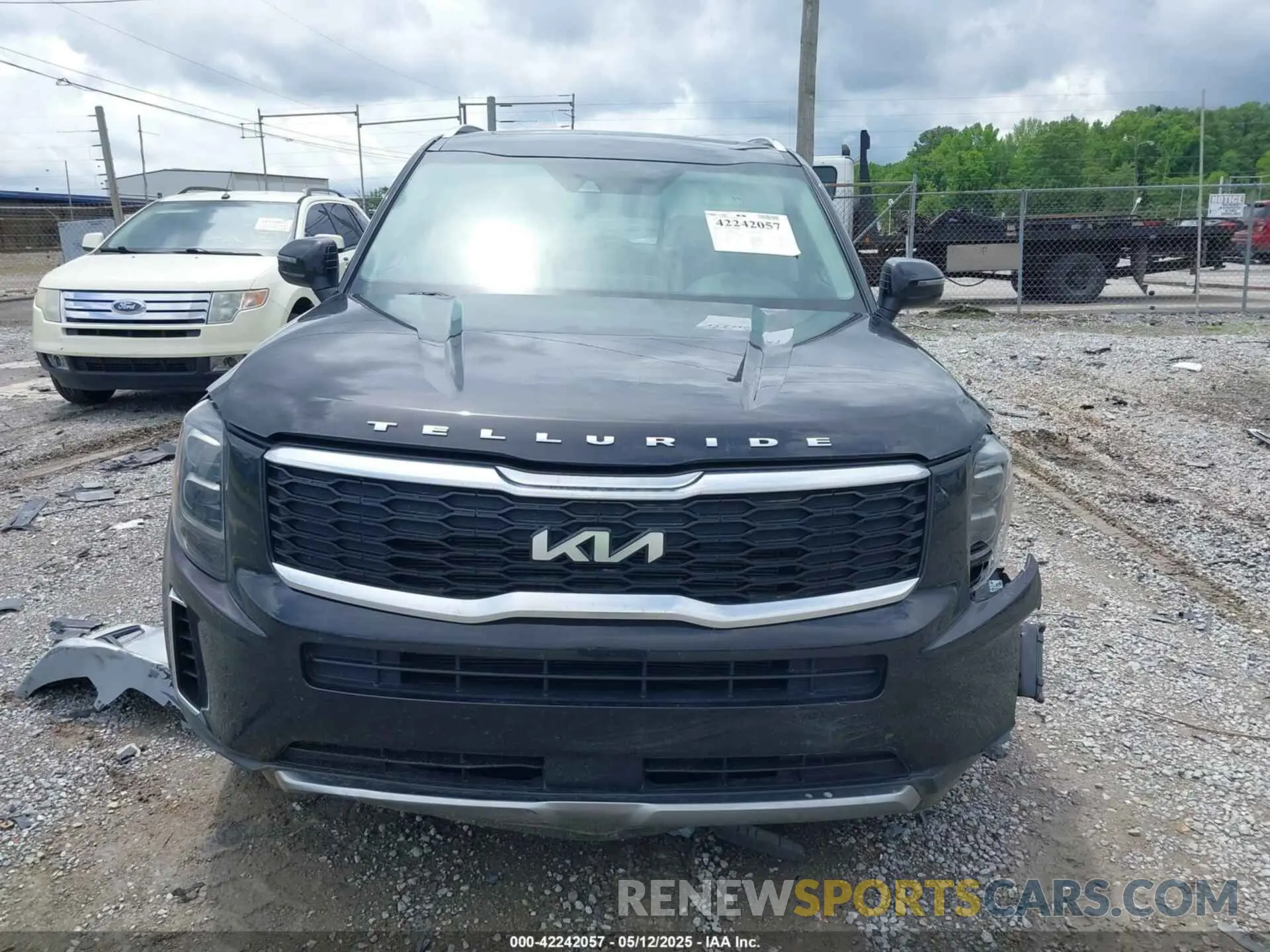 12 Photograph of a damaged car 5XYP34HC1NG265166 KIA TELLURIDE 2022