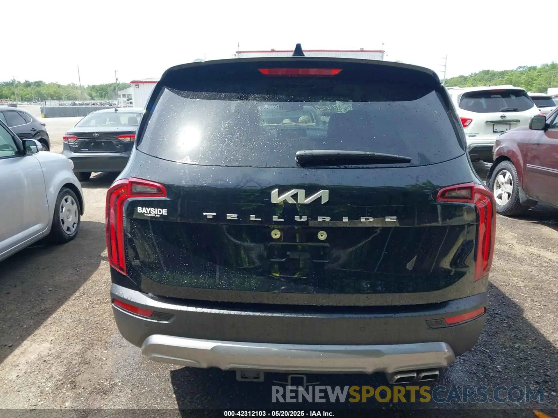 16 Photograph of a damaged car 5XYP34HC3NG312049 KIA TELLURIDE 2022