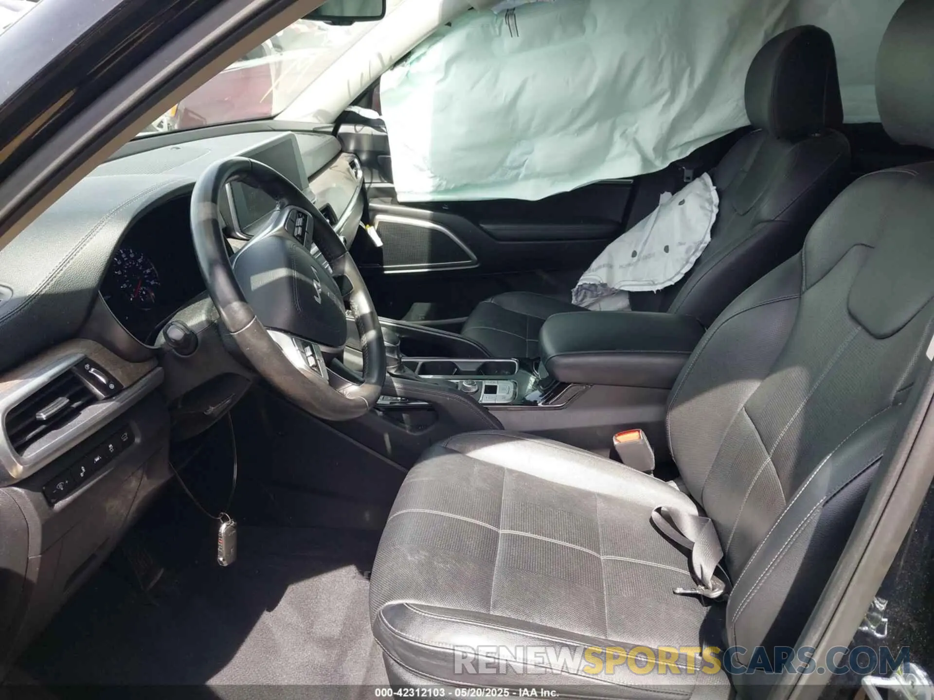 5 Photograph of a damaged car 5XYP34HC3NG312049 KIA TELLURIDE 2022