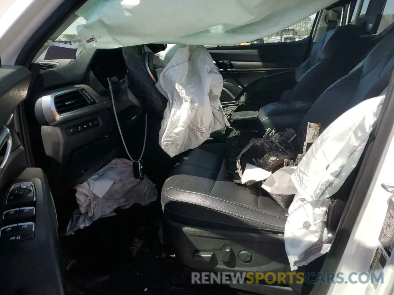 7 Photograph of a damaged car 5XYP34HC9NG325789 KIA TELLURIDE 2022