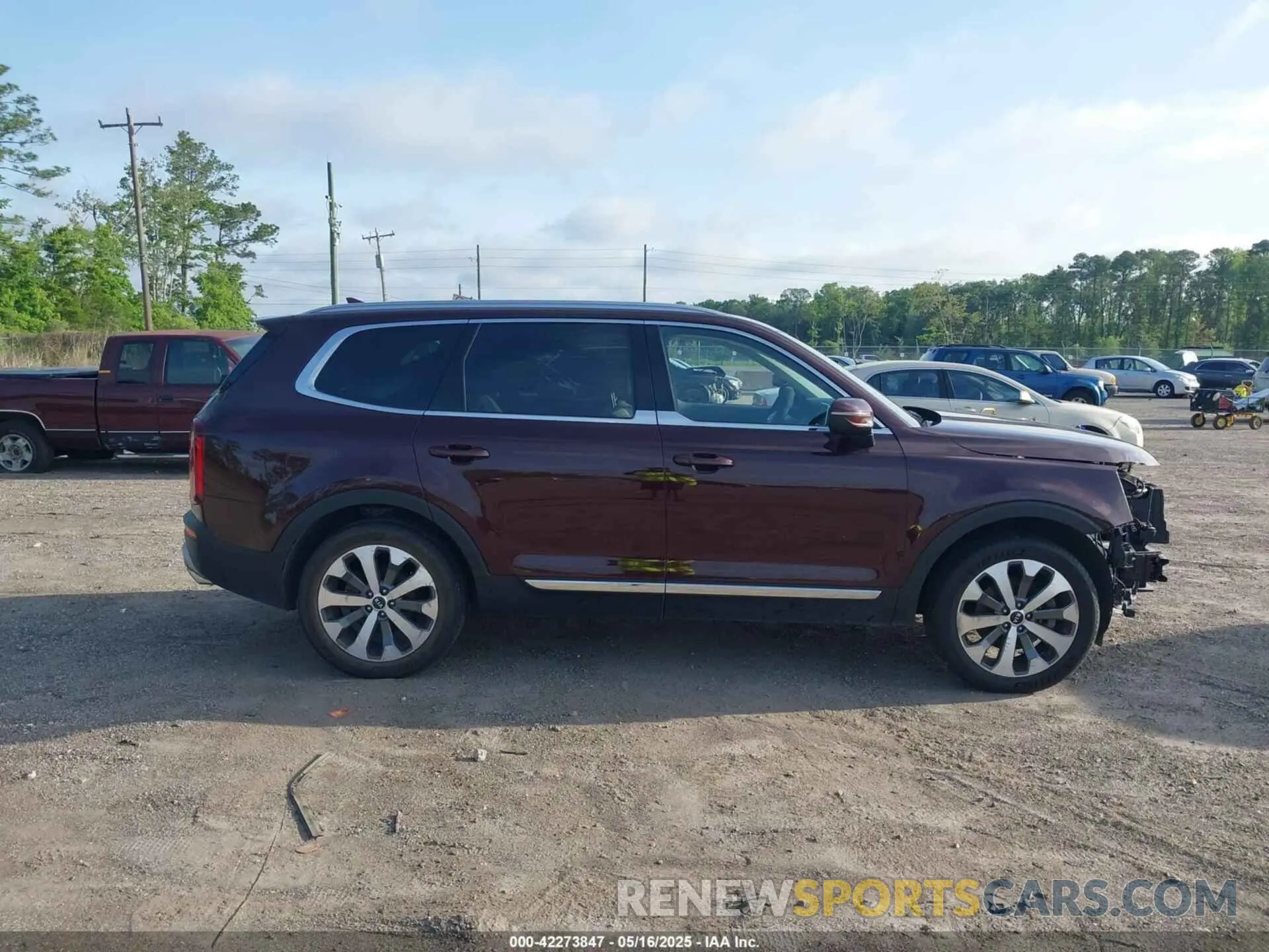 14 Photograph of a damaged car 5XYP34HCXNG263769 KIA TELLURIDE 2022