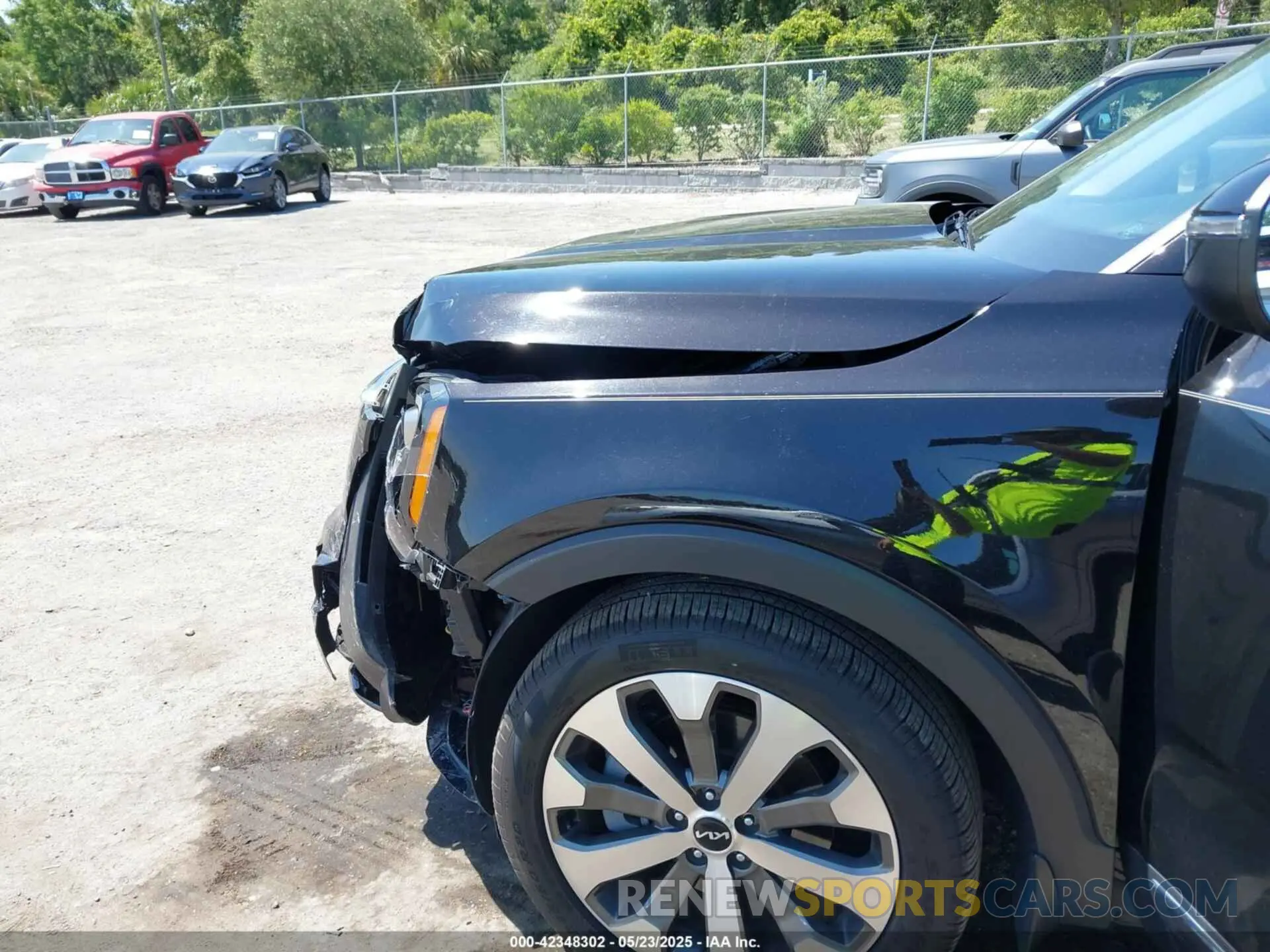 6 Photograph of a damaged car 5XYP34HCXNG314378 KIA TELLURIDE 2022