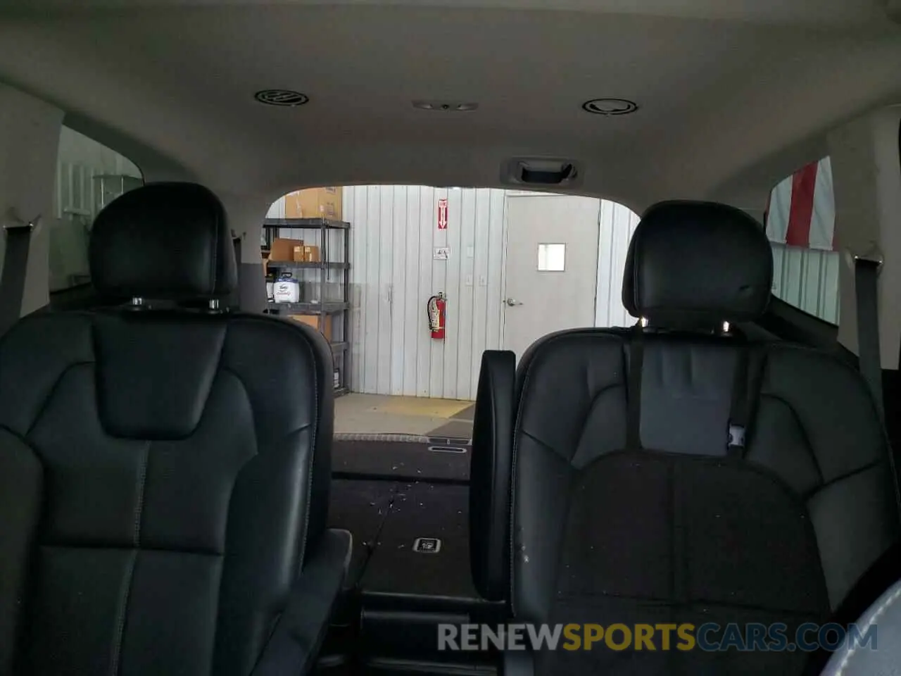 10 Photograph of a damaged car 5XYP3DHC0NG270021 KIA TELLURIDE 2022