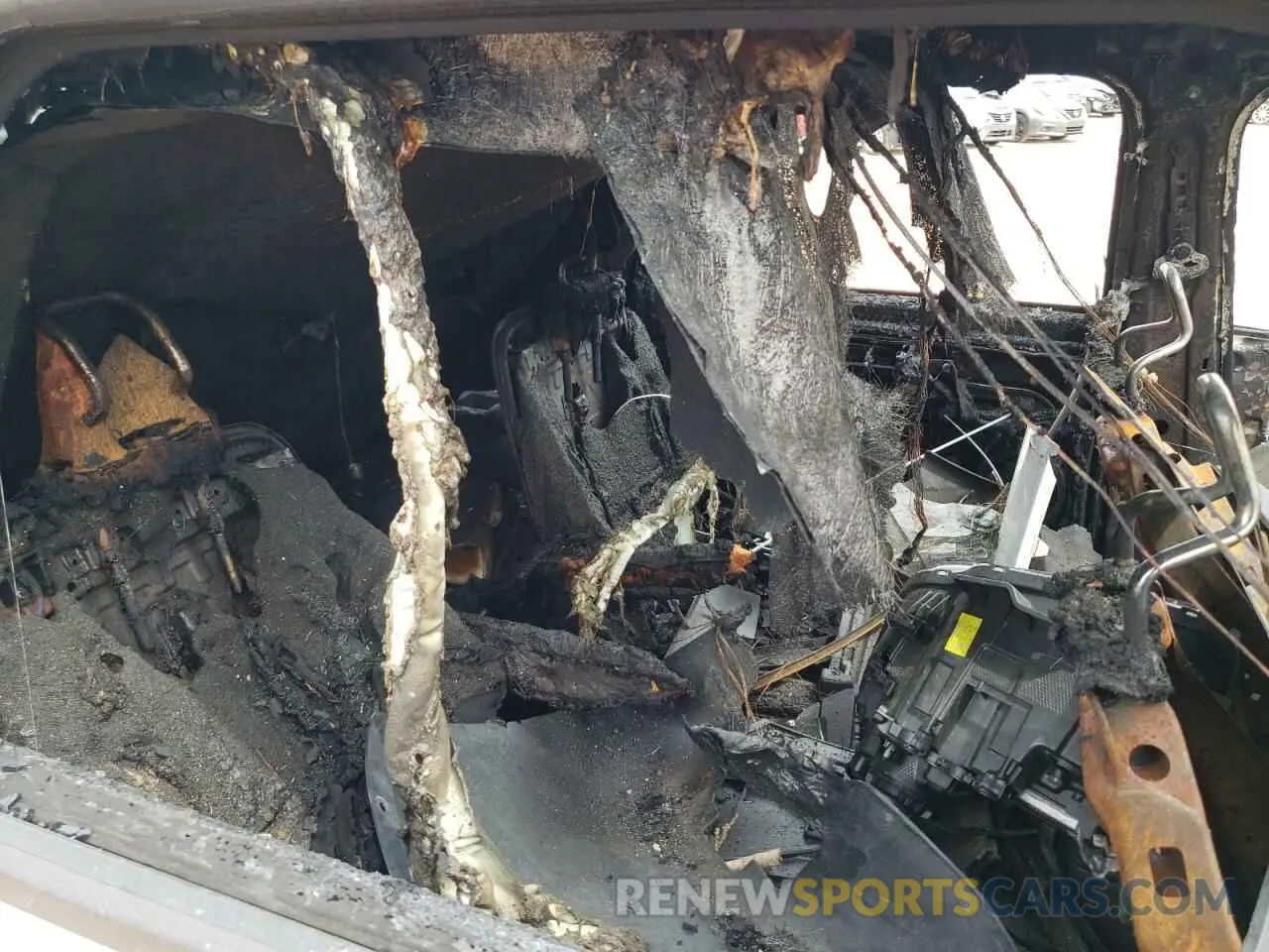11 Photograph of a damaged car 5XYP3DHC0NG324580 KIA TELLURIDE 2022