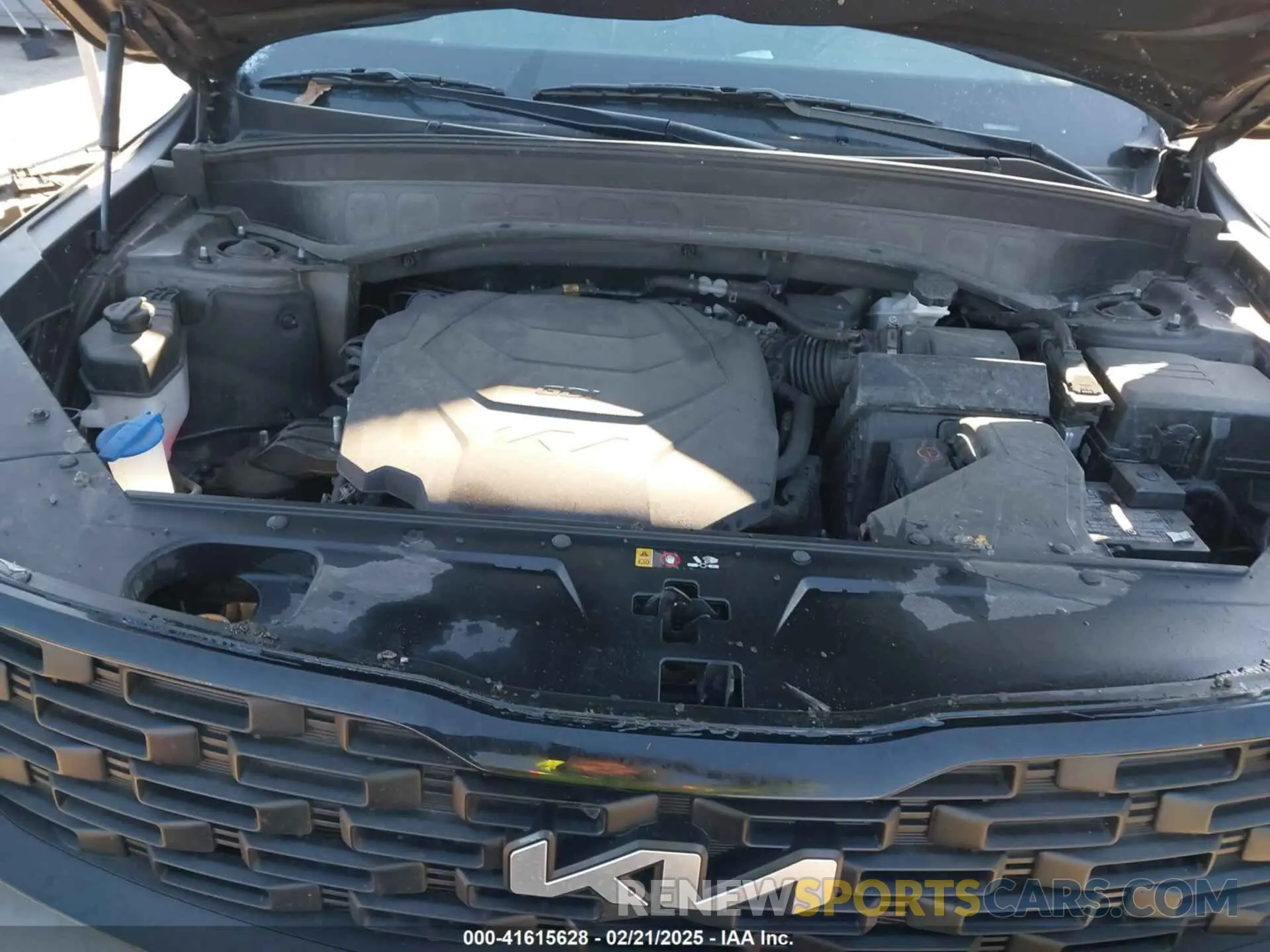 10 Photograph of a damaged car 5XYP3DHC1NG237397 KIA TELLURIDE 2022