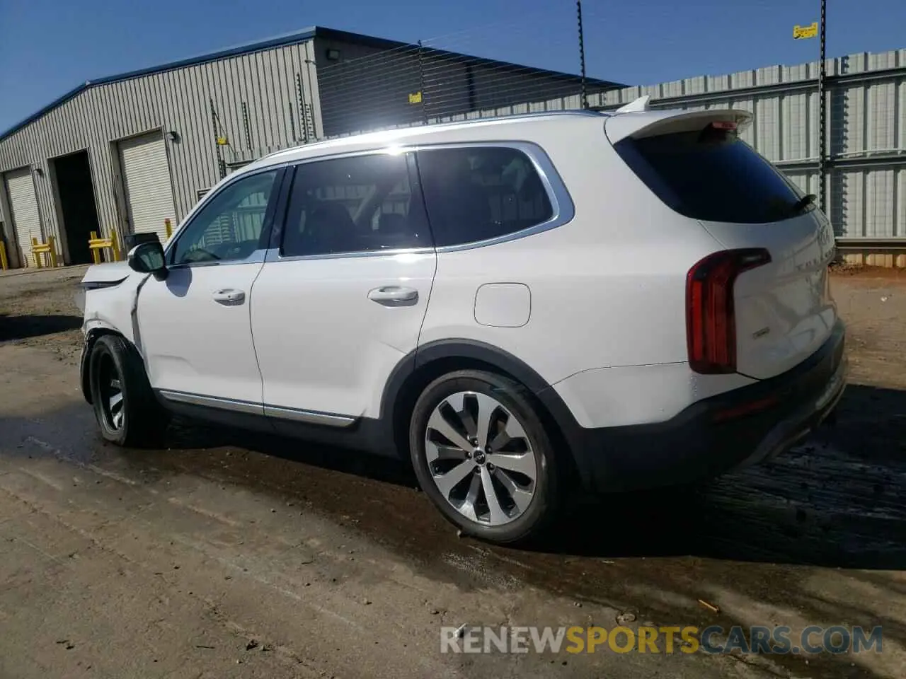 2 Photograph of a damaged car 5XYP3DHC1NG303334 KIA TELLURIDE 2022
