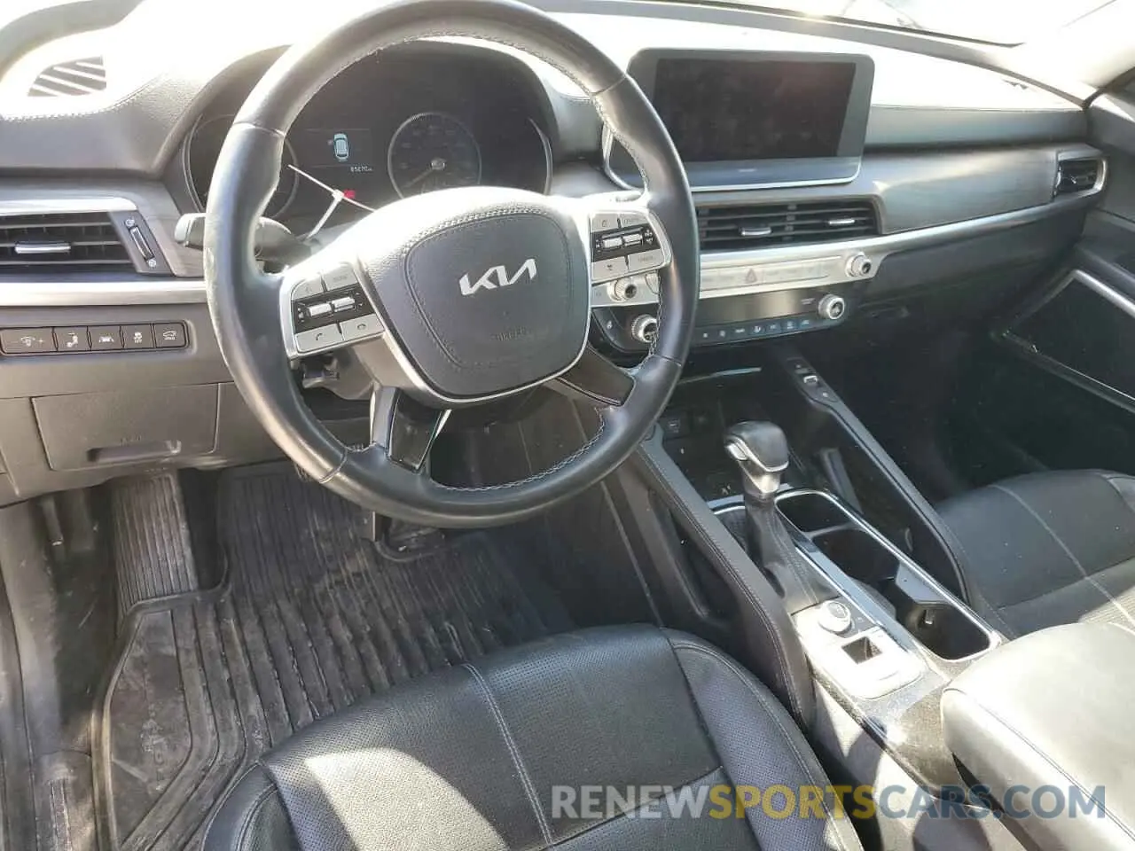 8 Photograph of a damaged car 5XYP3DHC2NG204344 KIA TELLURIDE 2022