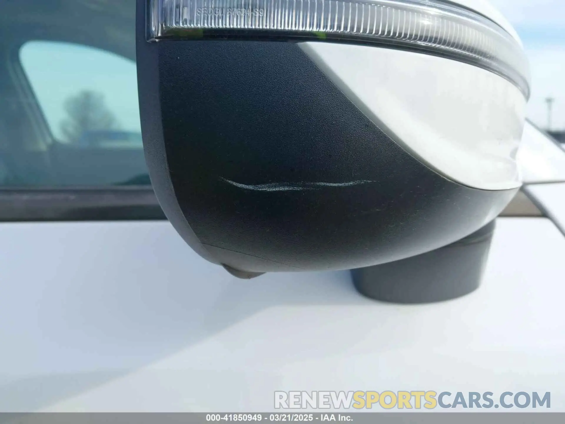 21 Photograph of a damaged car 5XYP3DHC3NG204367 KIA TELLURIDE 2022