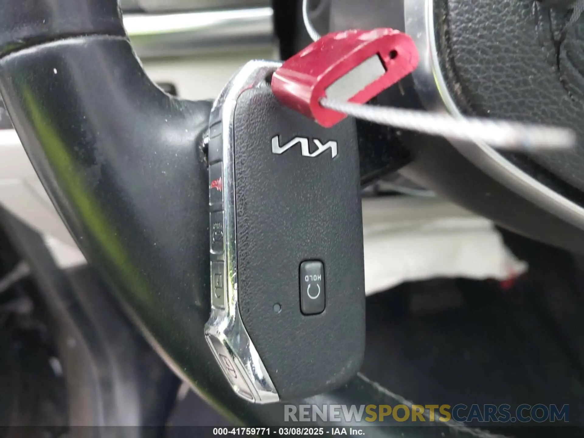 11 Photograph of a damaged car 5XYP3DHC3NG222108 KIA TELLURIDE 2022