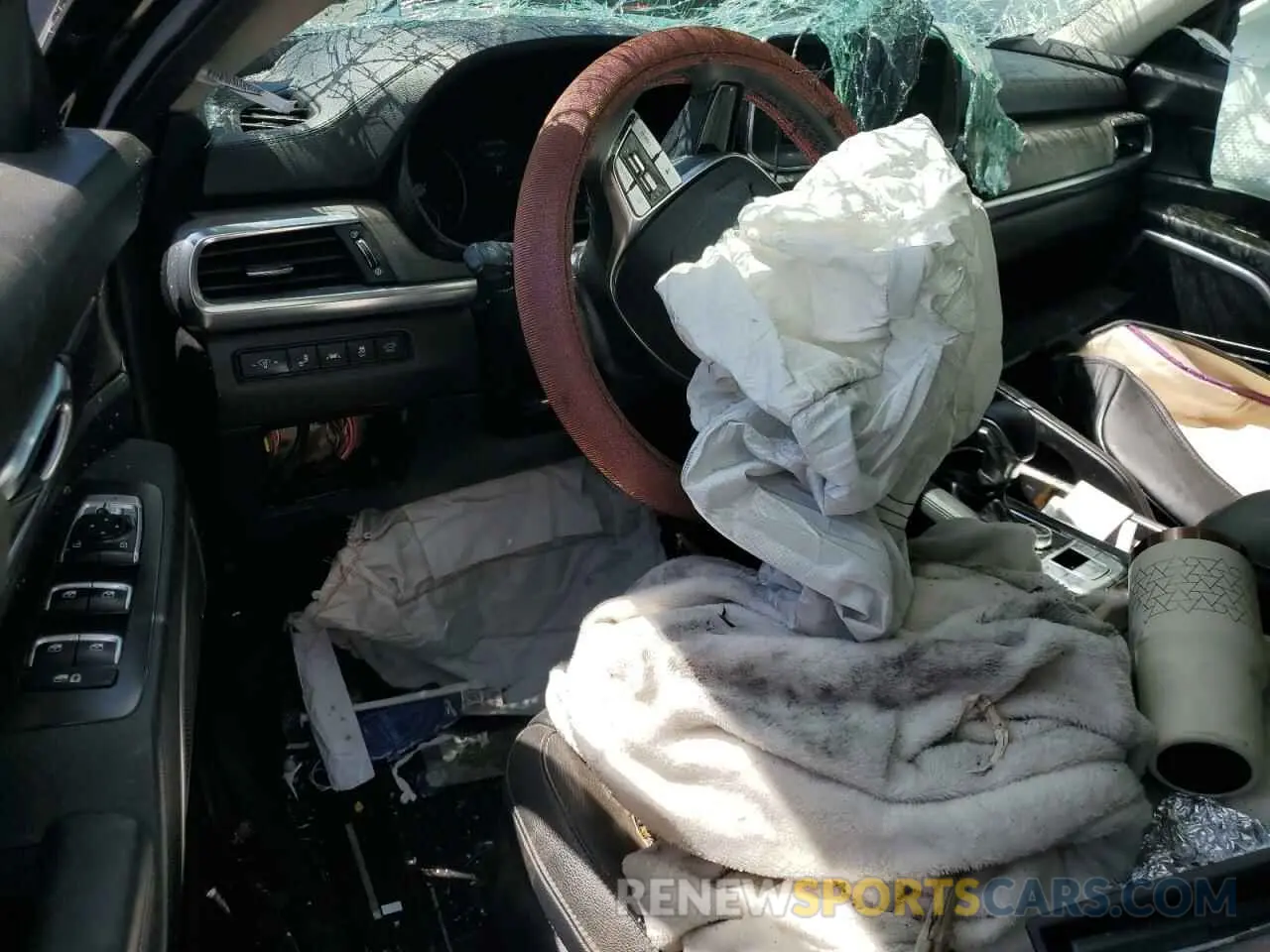 8 Photograph of a damaged car 5XYP3DHC3NG228264 KIA TELLURIDE 2022
