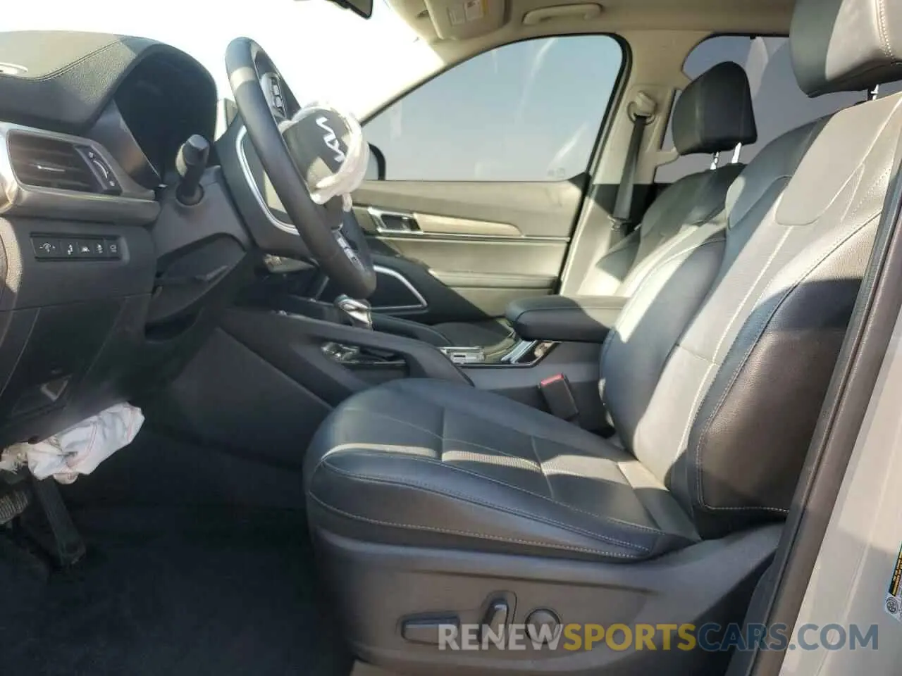 7 Photograph of a damaged car 5XYP3DHC3NG279196 KIA TELLURIDE 2022