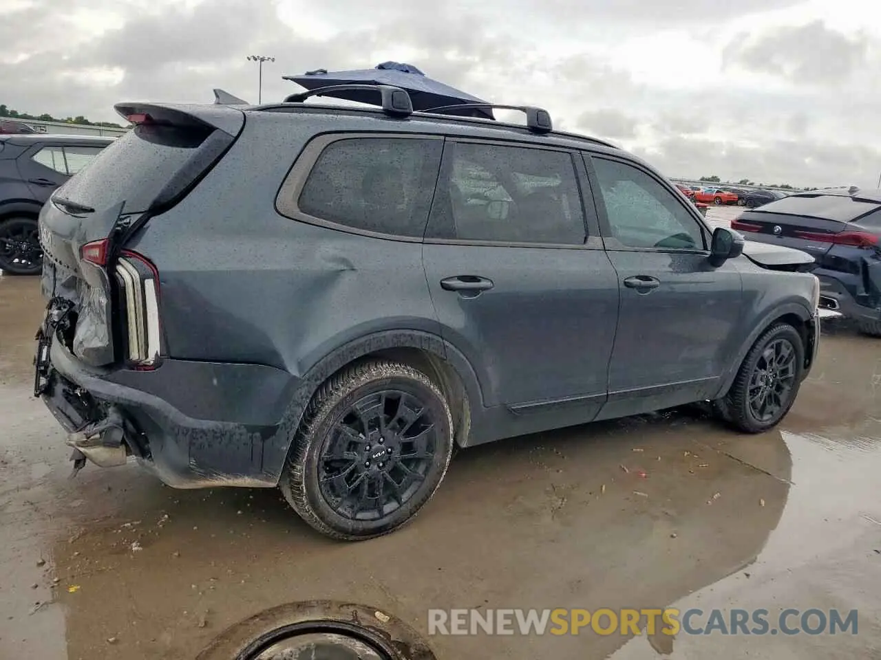 3 Photograph of a damaged car 5XYP3DHC4NG276226 KIA TELLURIDE 2022