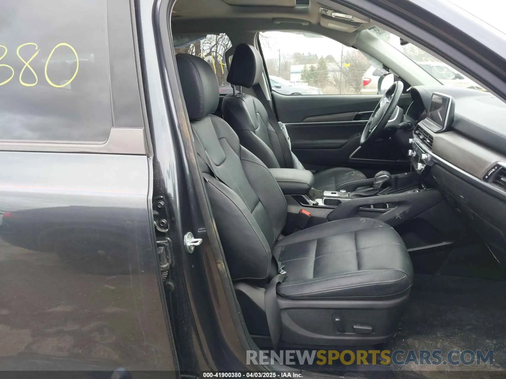 5 Photograph of a damaged car 5XYP3DHC6NG218702 KIA TELLURIDE 2022