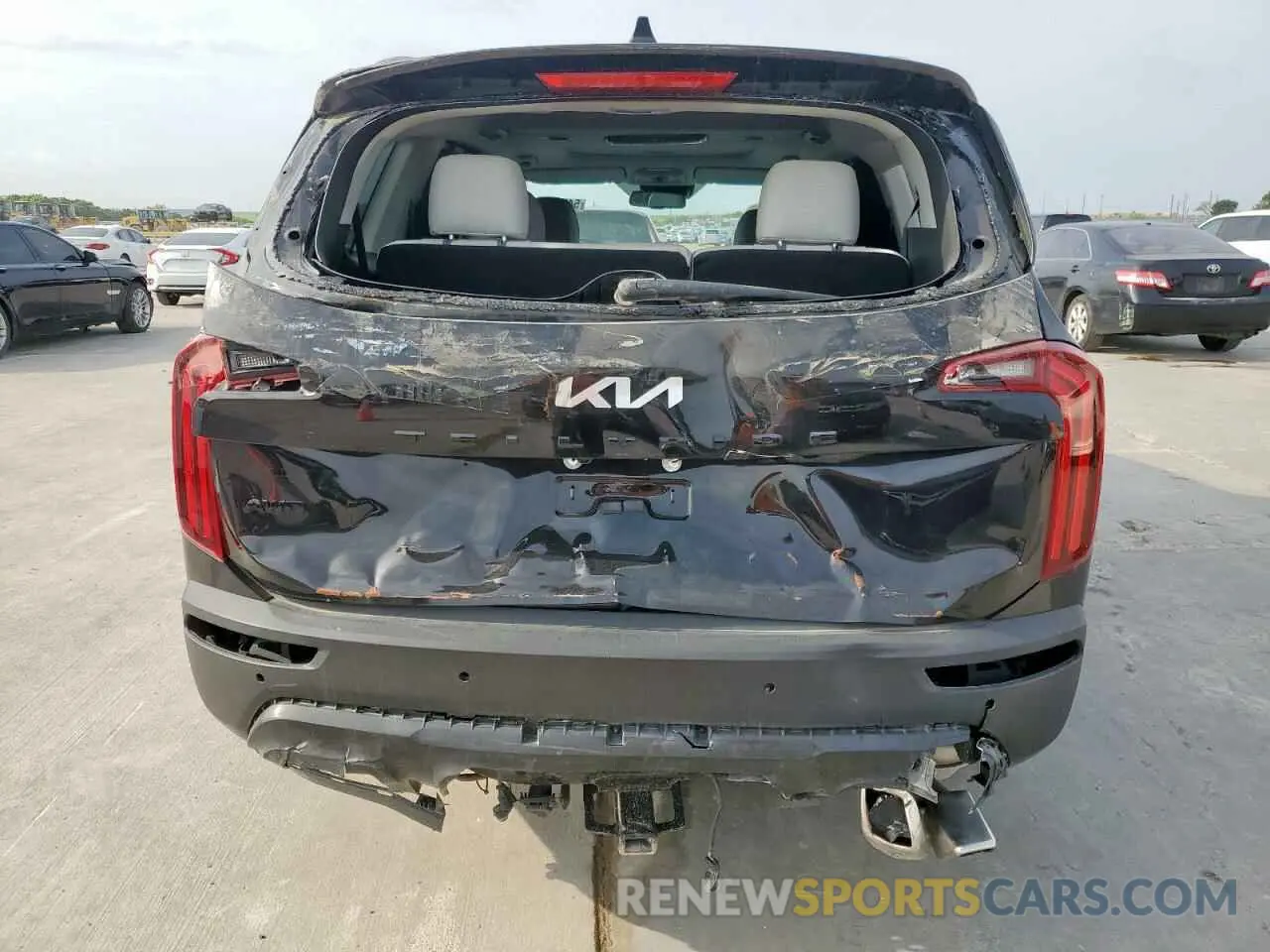 6 Photograph of a damaged car 5XYP3DHC6NG251537 KIA TELLURIDE 2022
