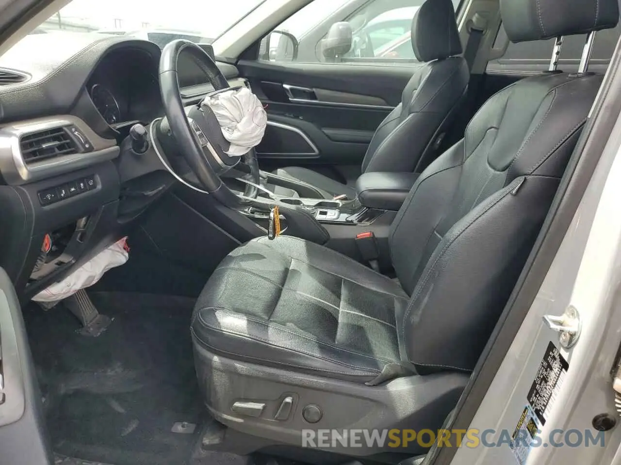 7 Photograph of a damaged car 5XYP3DHC7NG238182 KIA TELLURIDE 2022