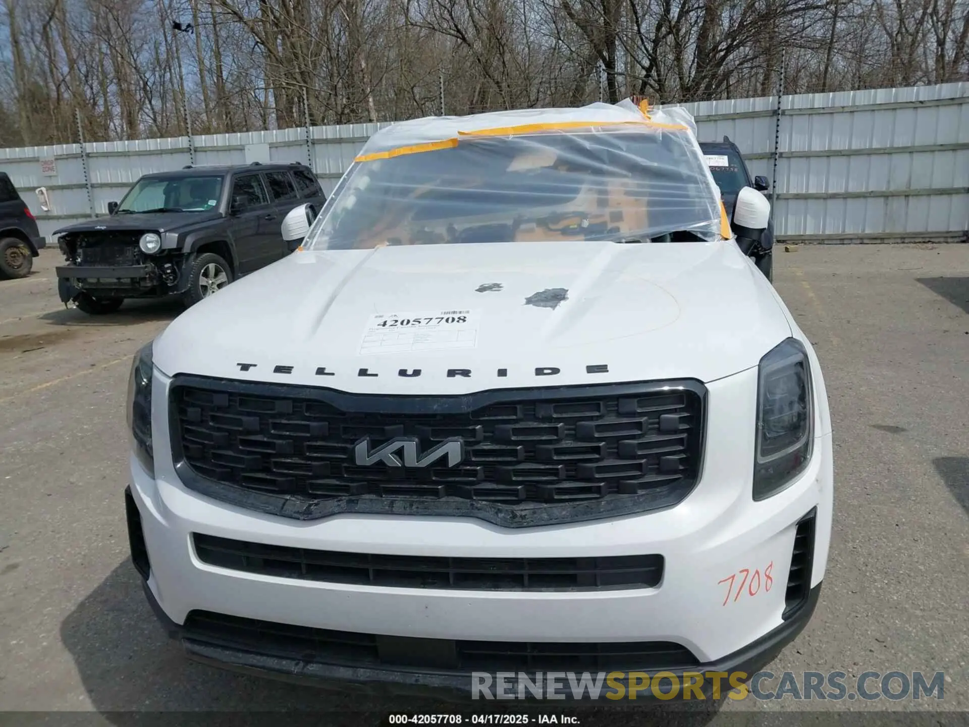 12 Photograph of a damaged car 5XYP3DHC8NG225473 KIA TELLURIDE 2022
