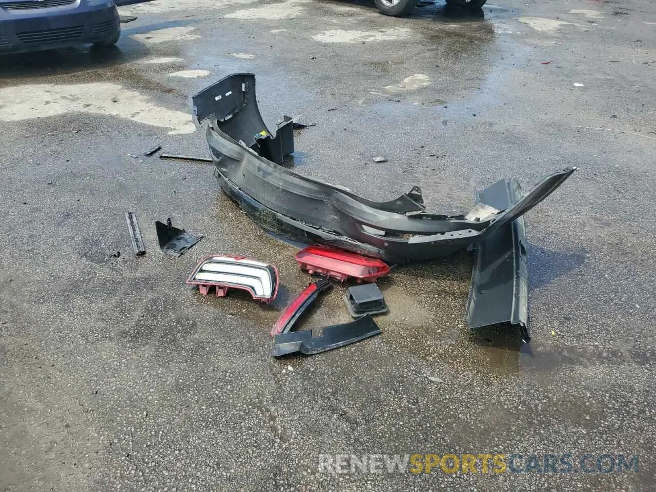13 Photograph of a damaged car 5XYP3DHC8NG235016 KIA TELLURIDE 2022