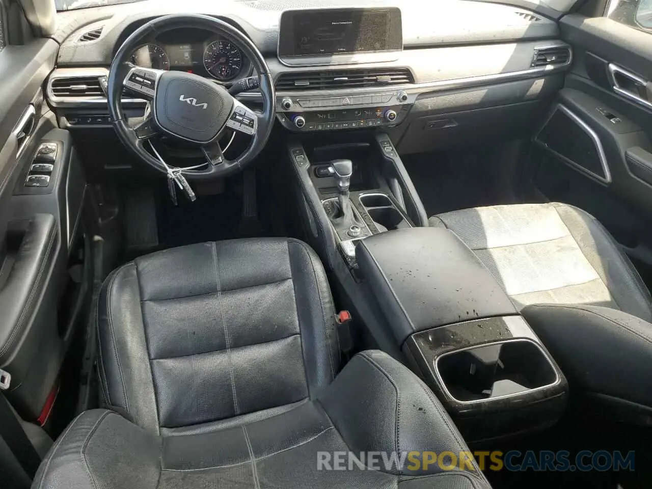 8 Photograph of a damaged car 5XYP3DHC8NG235016 KIA TELLURIDE 2022