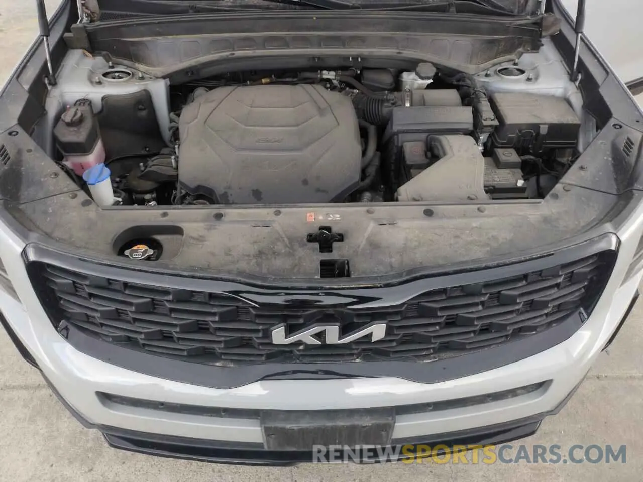 12 Photograph of a damaged car 5XYP3DHC9NG313528 KIA TELLURIDE 2022