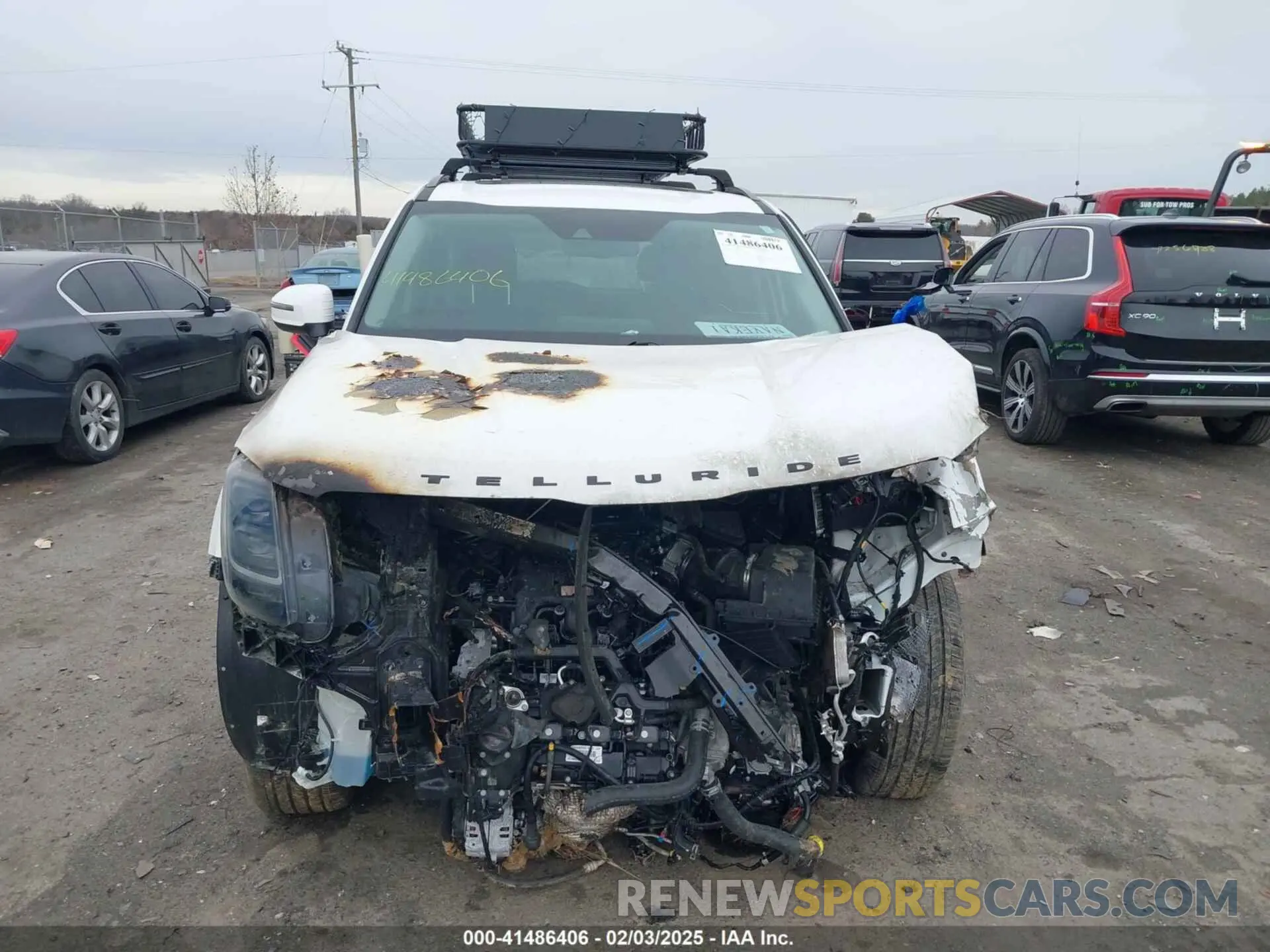 12 Photograph of a damaged car 5XYP3DHCXNG277221 KIA TELLURIDE 2022