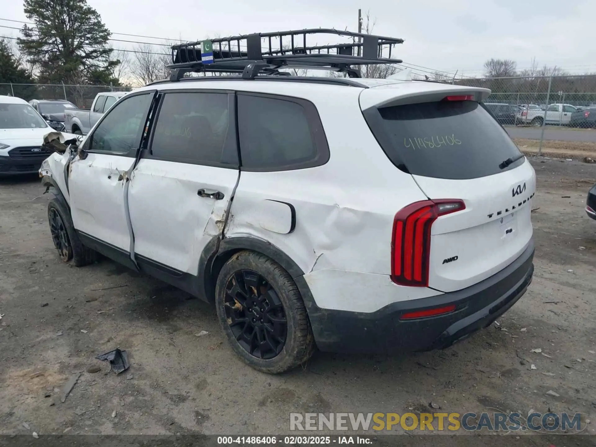 3 Photograph of a damaged car 5XYP3DHCXNG277221 KIA TELLURIDE 2022