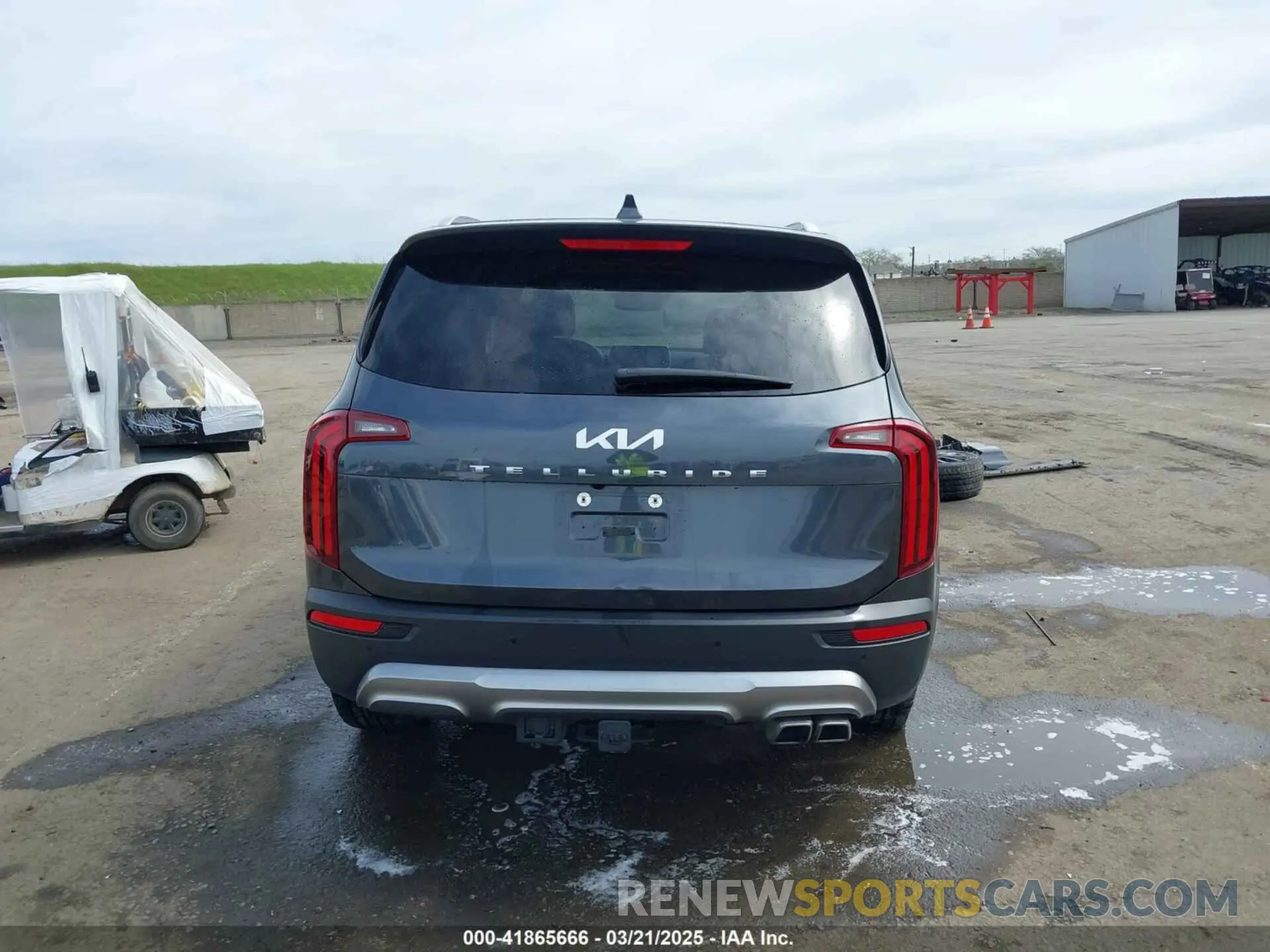 17 Photograph of a damaged car 5XYP54HC2NG253361 KIA TELLURIDE 2022