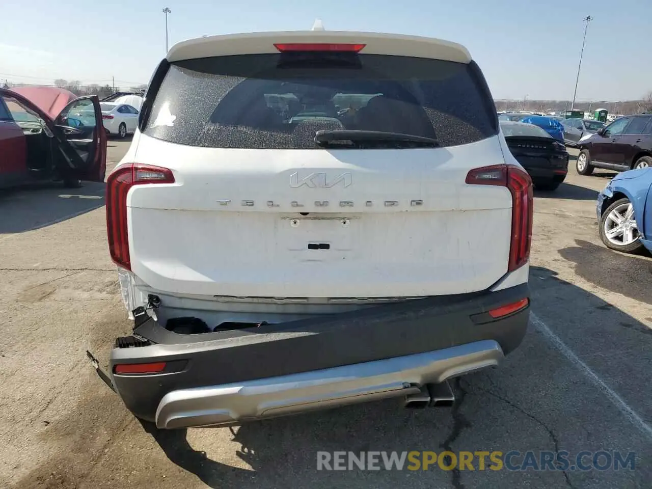 6 Photograph of a damaged car 5XYP54HC8NG201913 KIA TELLURIDE 2022