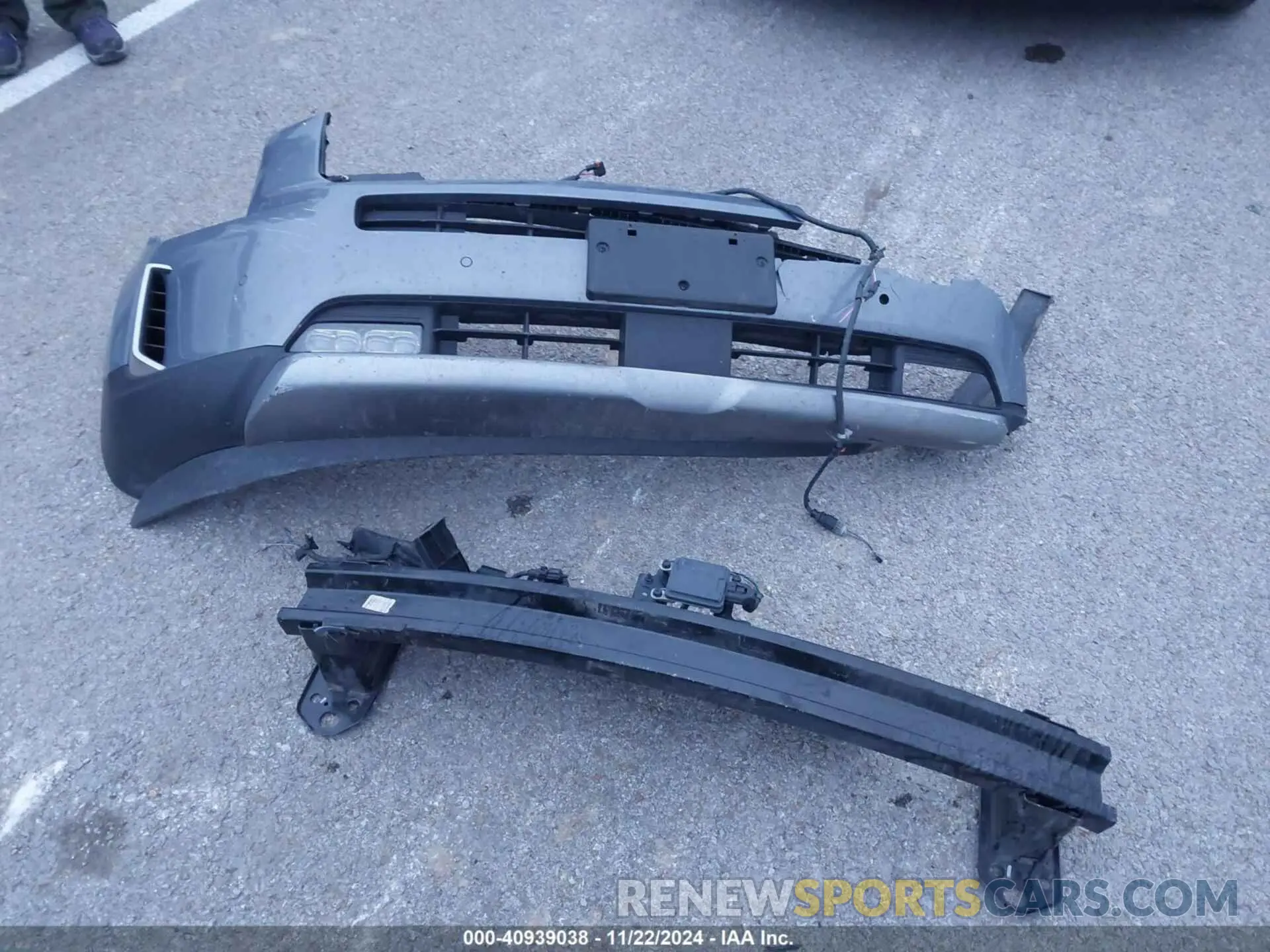 11 Photograph of a damaged car 5XYP54HC8NG243157 KIA TELLURIDE 2022