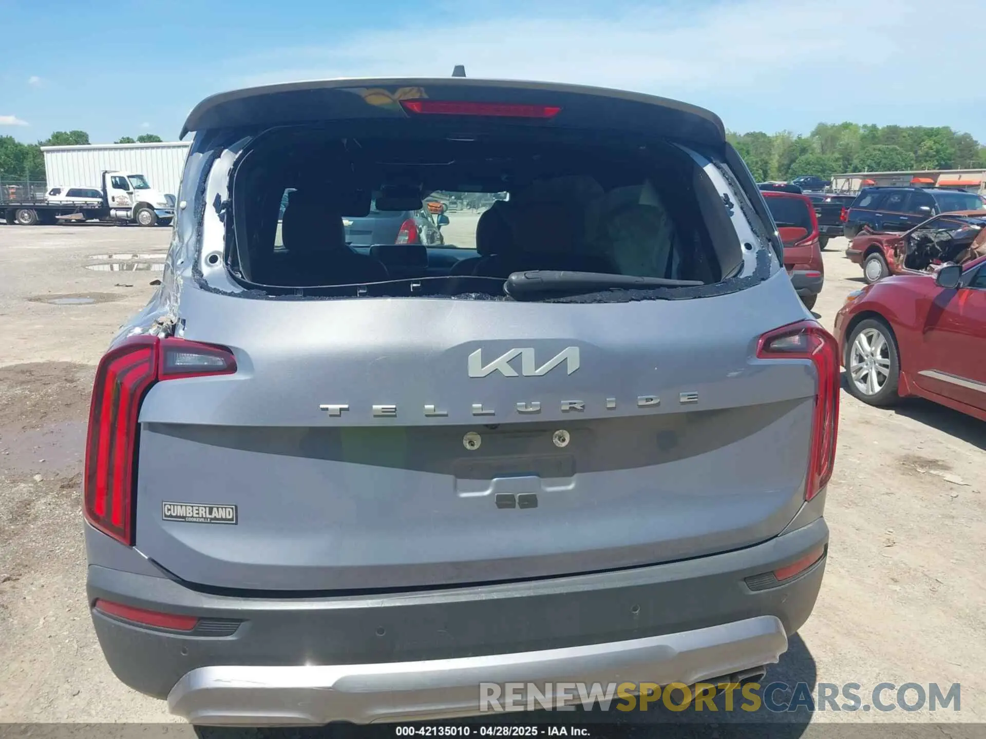 18 Photograph of a damaged car 5XYP54HC8NG290821 KIA TELLURIDE 2022