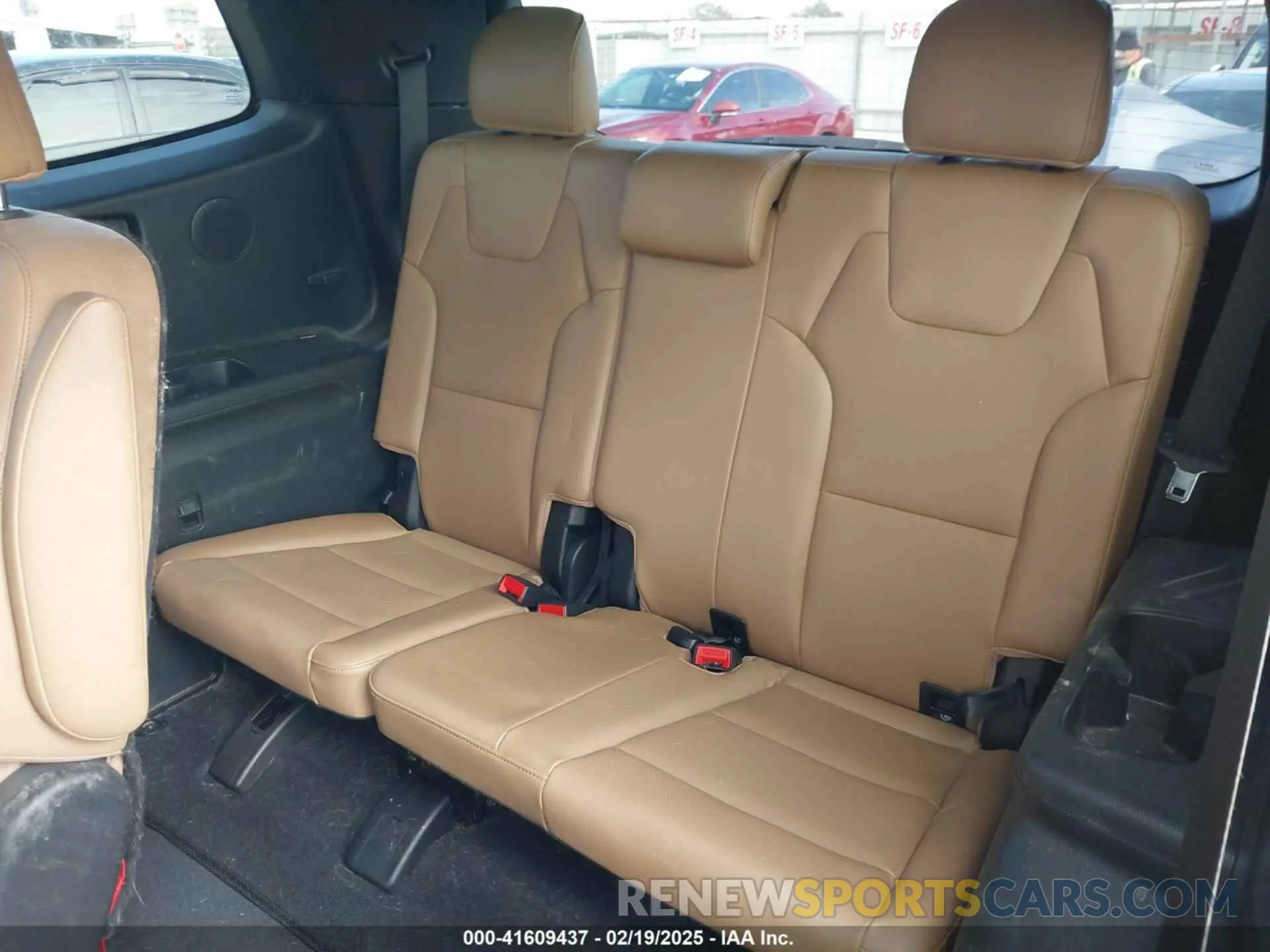 17 Photograph of a damaged car 5XYP54HC8NG318696 KIA TELLURIDE 2022