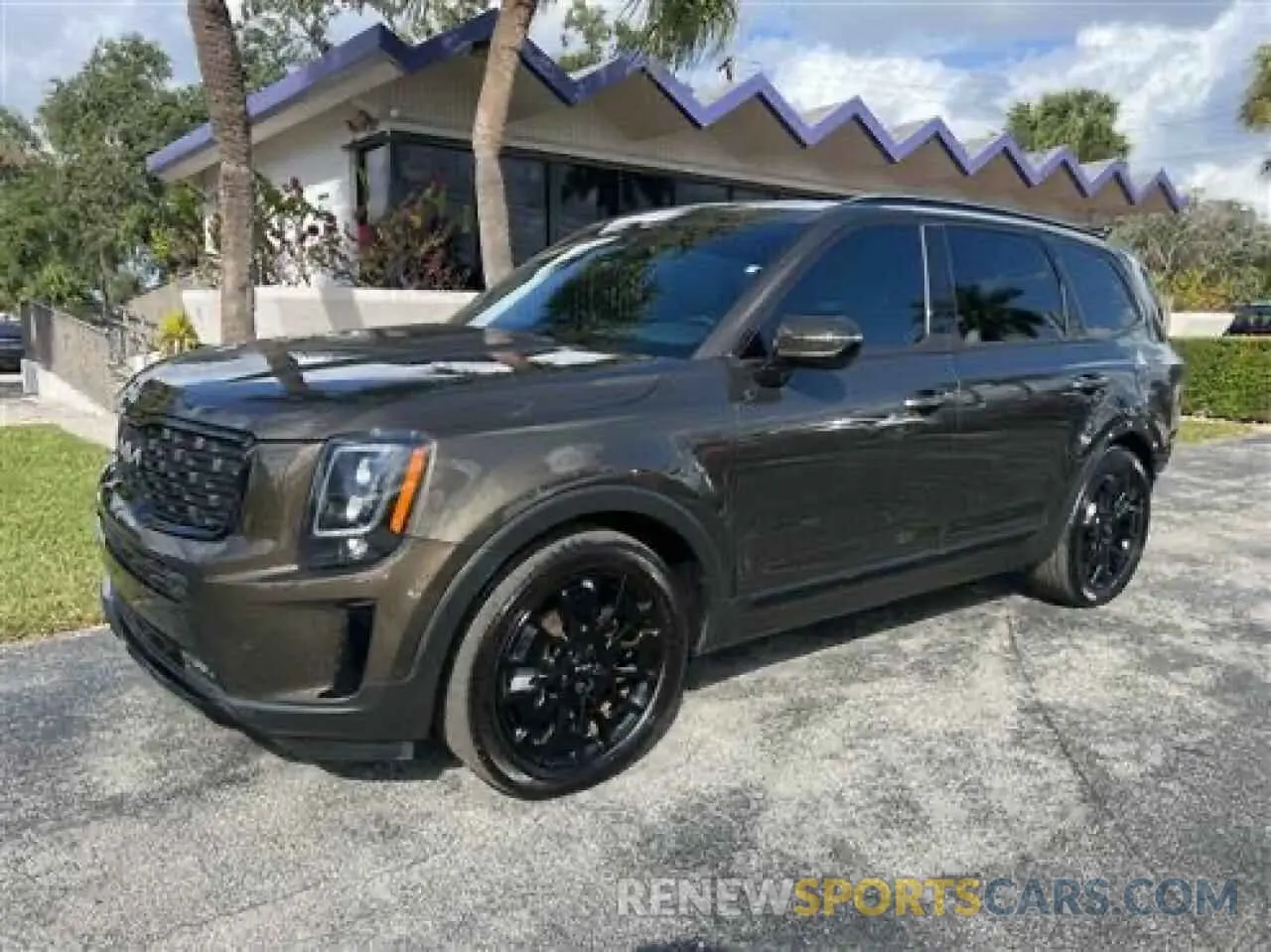 2 Photograph of a damaged car 5XYP5DHC0NG283894 KIA TELLURIDE 2022