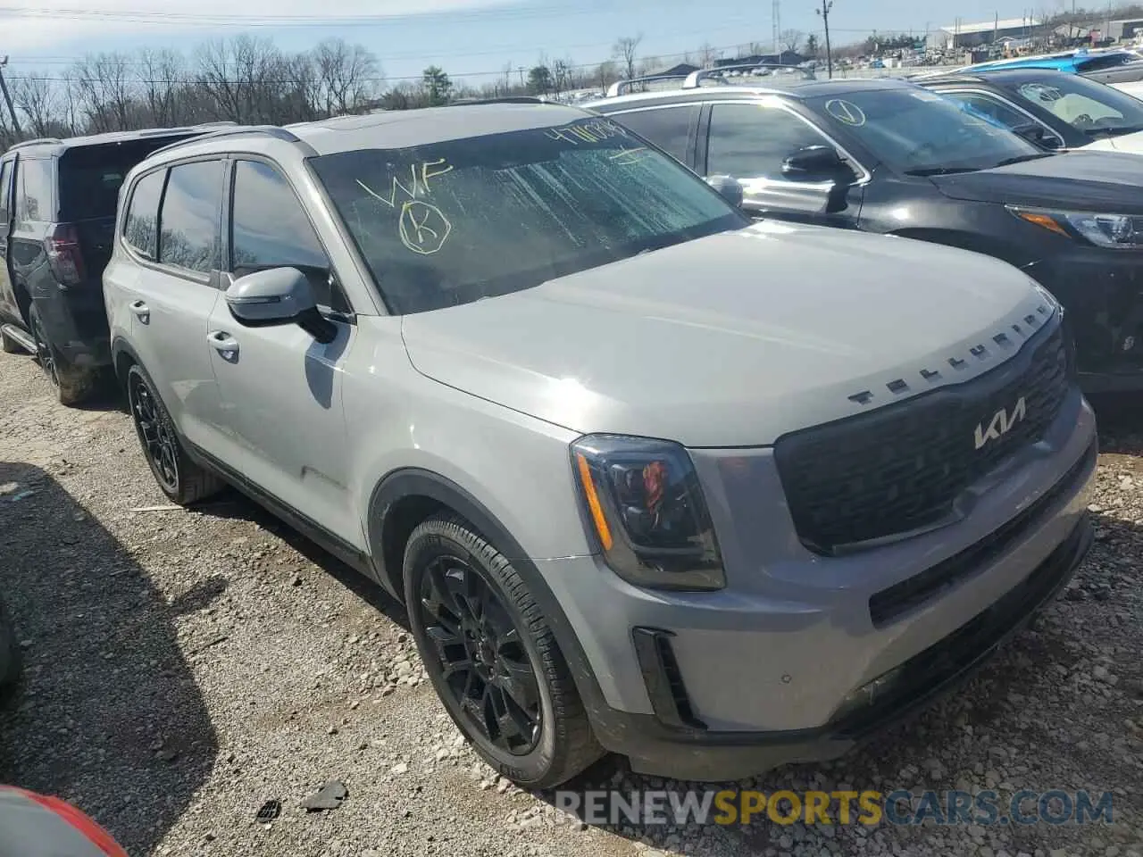 4 Photograph of a damaged car 5XYP5DHC1NG199177 KIA TELLURIDE 2022