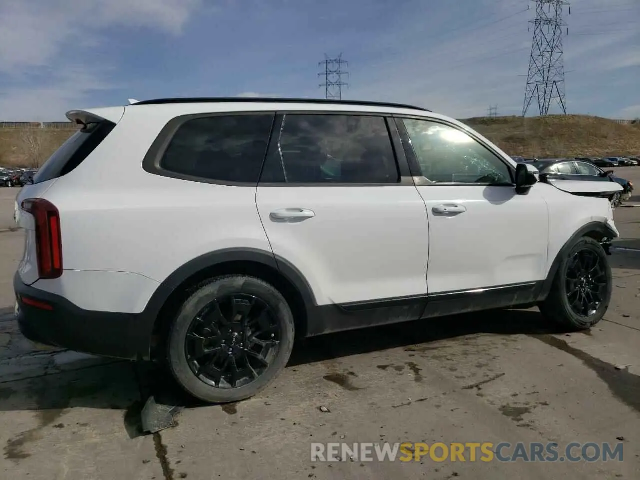 3 Photograph of a damaged car 5XYP5DHC1NG227009 KIA TELLURIDE 2022