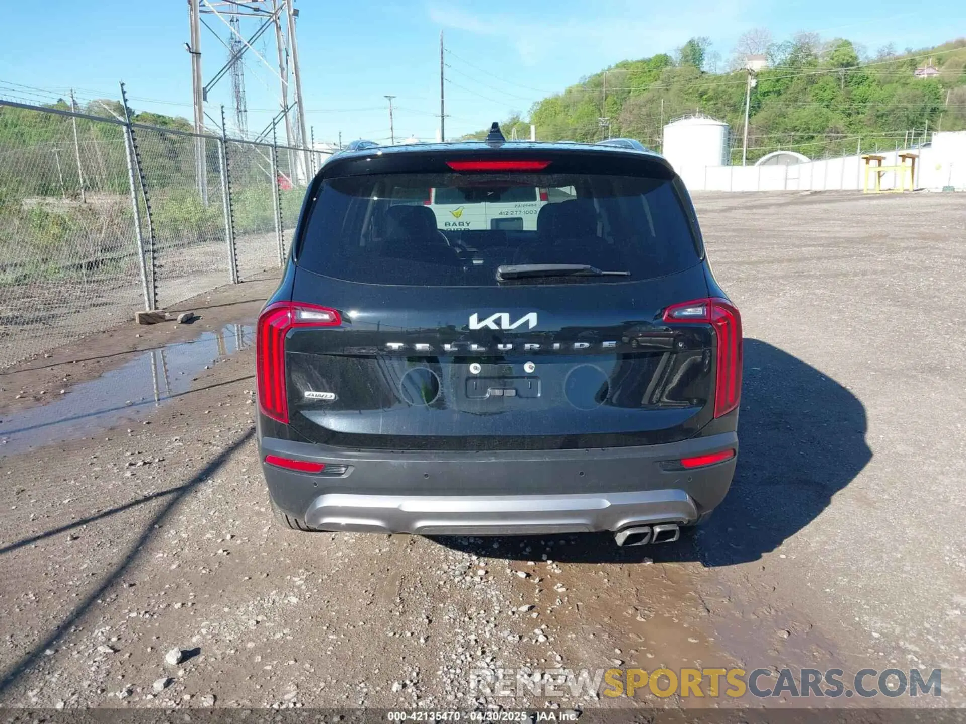 16 Photograph of a damaged car 5XYP5DHC1NG285427 KIA TELLURIDE 2022